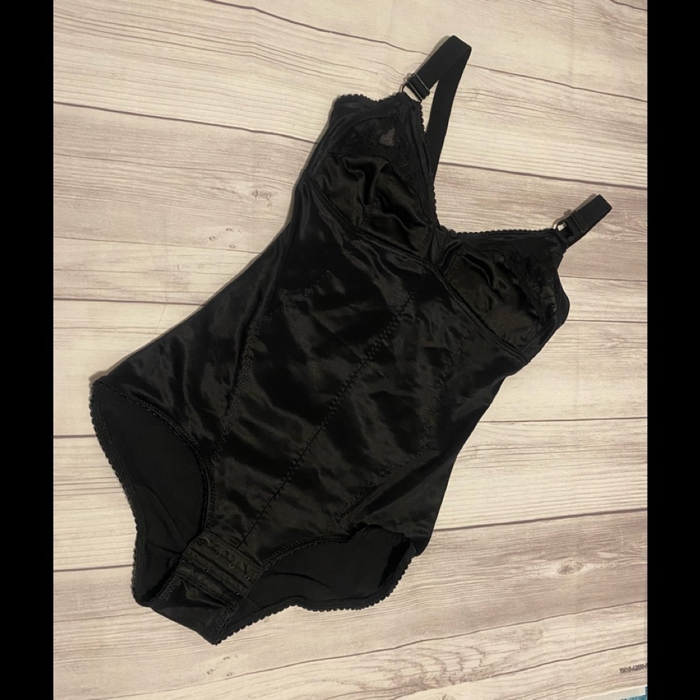 Black Shapewear Bodysuit/women size 5